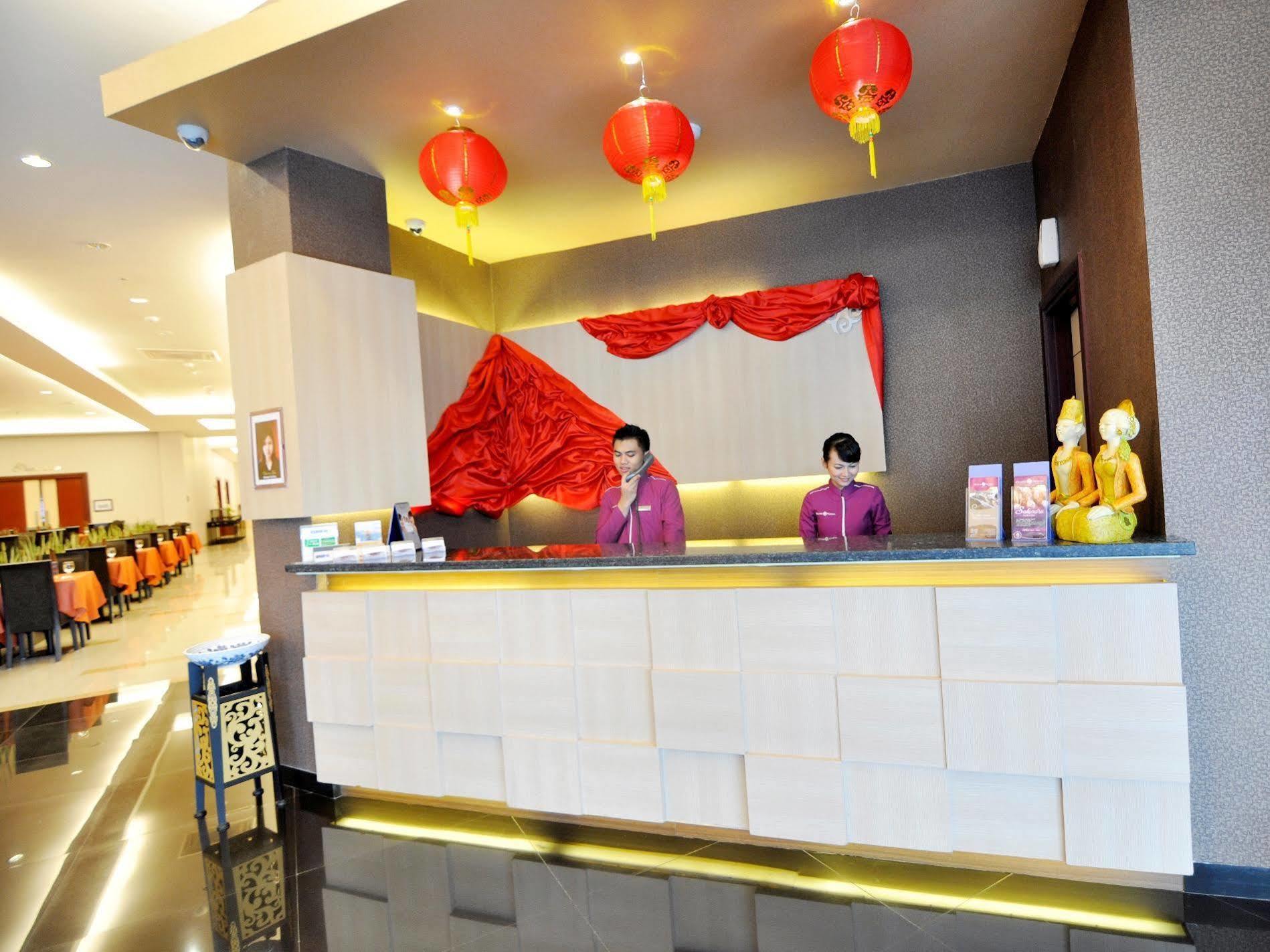 Tjokro Hotel Klaten Exterior foto